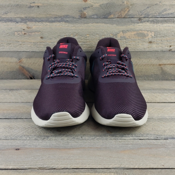 Nike Tanjun SE Sportswear Running Shoes NEW - Picture 4 of 8